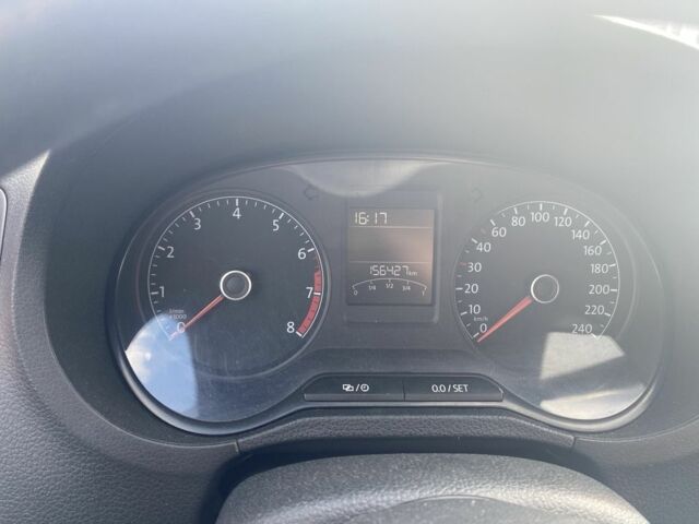 Серый Фольксваген Поло, объемом двигателя 1.6 л и пробегом 156 тыс. км за 9100 $, фото 6 на Automoto.ua