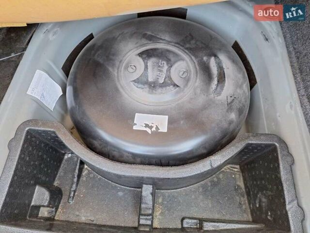 Сірий Фольксваген Поло, об'ємом двигуна 1.6 л та пробігом 335 тис. км за 7700 $, фото 6 на Automoto.ua