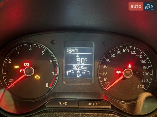 Серый Фольксваген Поло, объемом двигателя 1.6 л и пробегом 90 тыс. км за 8600 $, фото 6 на Automoto.ua