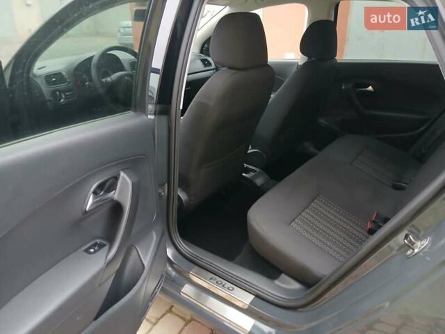 Сірий Фольксваген Поло, об'ємом двигуна 1.6 л та пробігом 90 тис. км за 9400 $, фото 24 на Automoto.ua