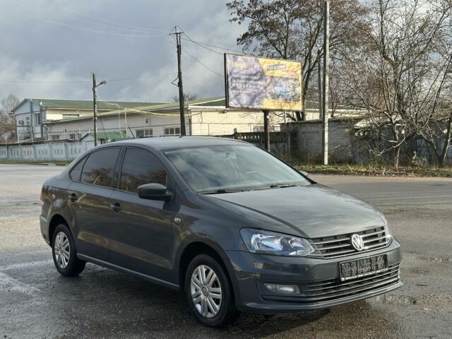Серый Фольксваген Поло, объемом двигателя 1.6 л и пробегом 83 тыс. км за 8900 $, фото 1 на Automoto.ua