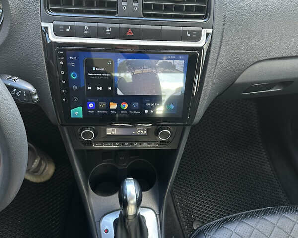 Сірий Фольксваген Поло, об'ємом двигуна 1.4 л та пробігом 110 тис. км за 8950 $, фото 12 на Automoto.ua