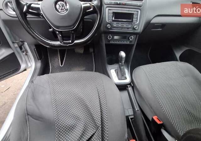 Серый Фольксваген Поло, объемом двигателя 1.4 л и пробегом 82 тыс. км за 10000 $, фото 10 на Automoto.ua