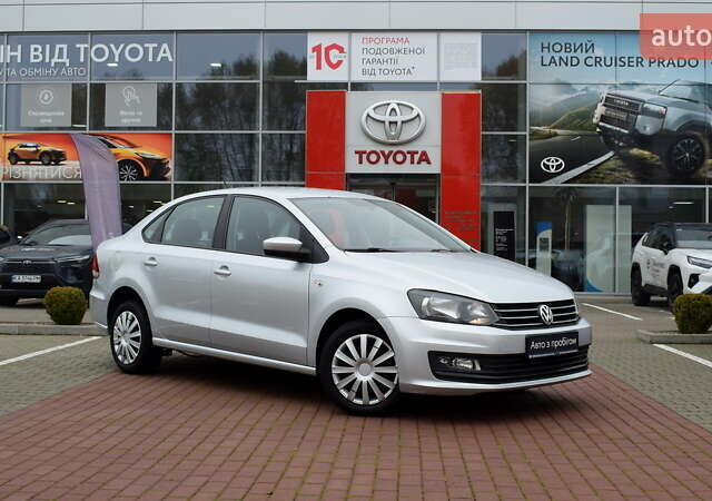 Сірий Фольксваген Поло, об'ємом двигуна 1.39 л та пробігом 156 тис. км за 9800 $, фото 19 на Automoto.ua