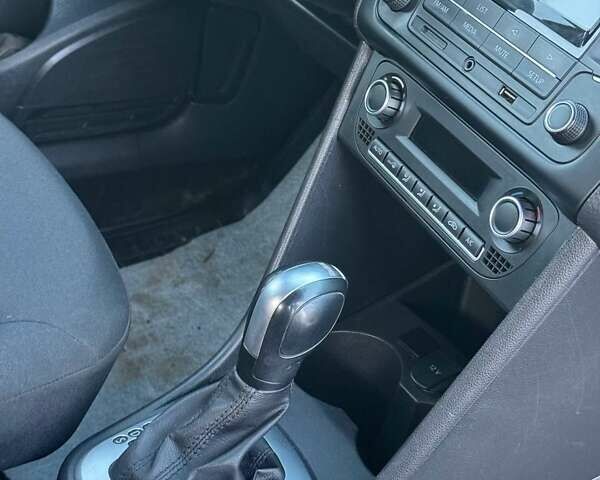 Сірий Фольксваген Поло, об'ємом двигуна 1.4 л та пробігом 228 тис. км за 9300 $, фото 33 на Automoto.ua