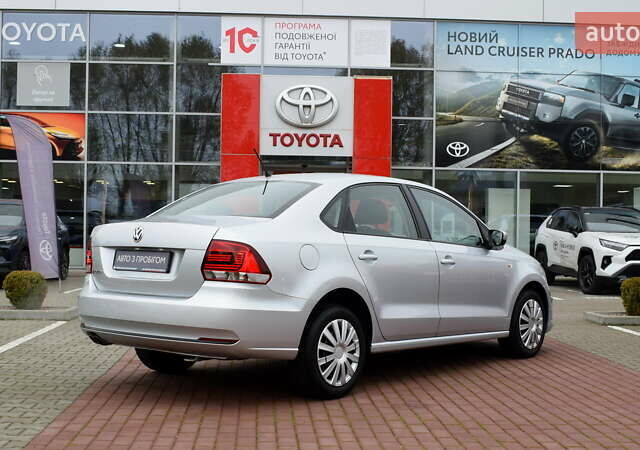 Сірий Фольксваген Поло, об'ємом двигуна 1.39 л та пробігом 156 тис. км за 9800 $, фото 18 на Automoto.ua