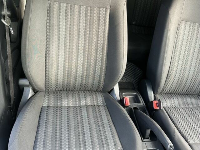 Серый Фольксваген Поло, объемом двигателя 1.6 л и пробегом 83 тыс. км за 8900 $, фото 11 на Automoto.ua