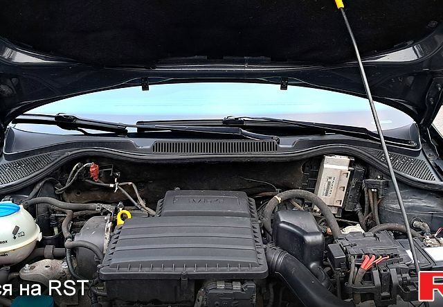 Сірий Фольксваген Поло, об'ємом двигуна 1.6 л та пробігом 83 тис. км за 8900 $, фото 13 на Automoto.ua