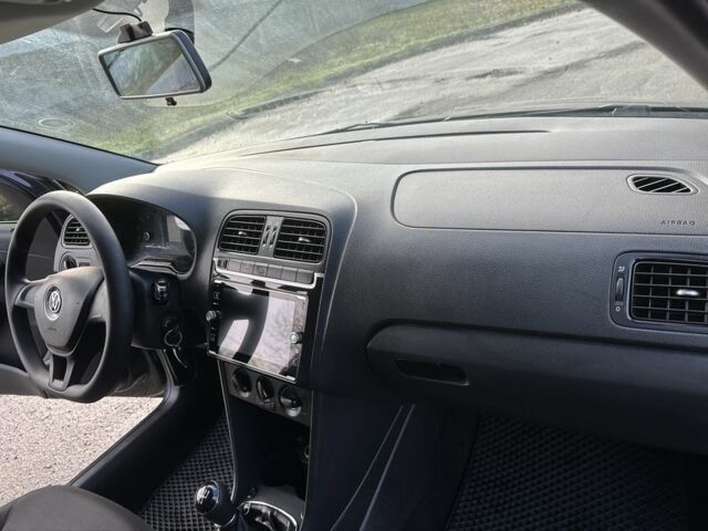 Серый Фольксваген Поло, объемом двигателя 1.6 л и пробегом 83 тыс. км за 8900 $, фото 9 на Automoto.ua