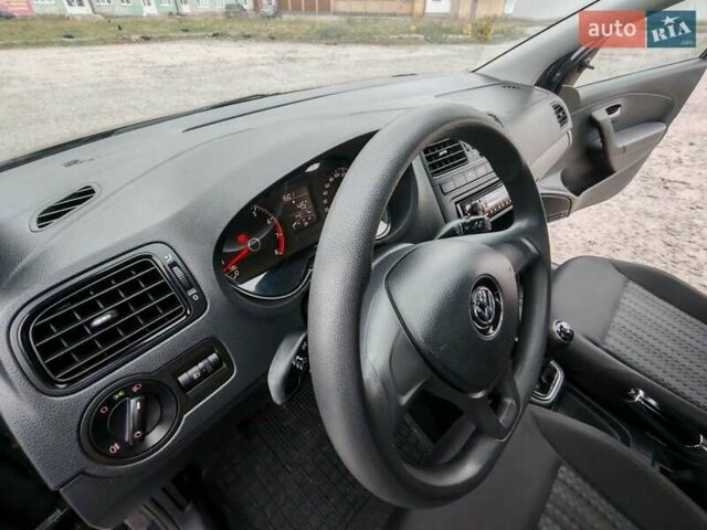 Сірий Фольксваген Поло, об'ємом двигуна 1.6 л та пробігом 143 тис. км за 8850 $, фото 18 на Automoto.ua