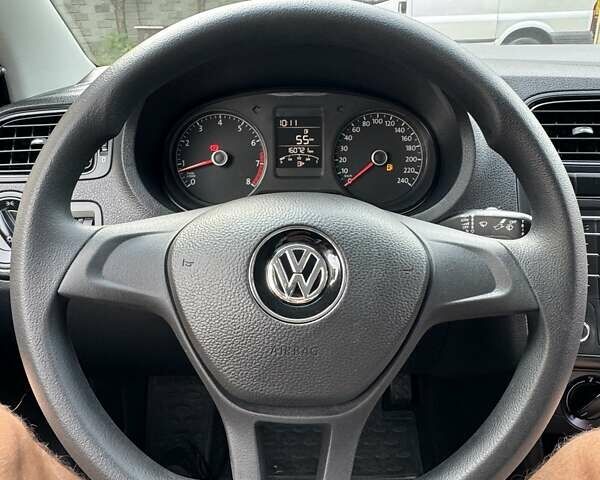 Серый Фольксваген Поло, объемом двигателя 1.6 л и пробегом 160 тыс. км за 8650 $, фото 17 на Automoto.ua