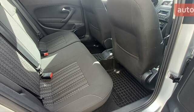 Серый Фольксваген Поло, объемом двигателя 1.4 л и пробегом 152 тыс. км за 10200 $, фото 22 на Automoto.ua