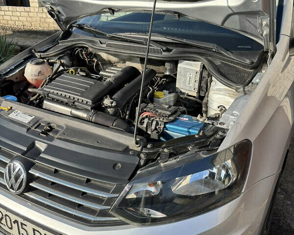 Серый Фольксваген Поло, объемом двигателя 1.4 л и пробегом 64 тыс. км за 11000 $, фото 11 на Automoto.ua