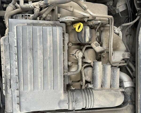 Сірий Фольксваген Поло, об'ємом двигуна 1.4 л та пробігом 207 тис. км за 8200 $, фото 9 на Automoto.ua