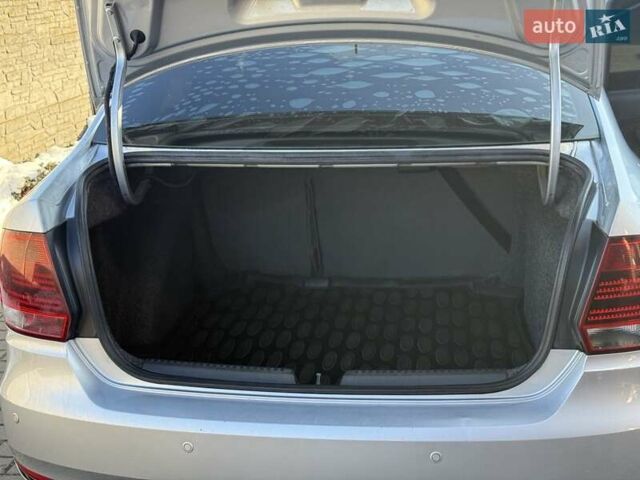 Сірий Фольксваген Поло, об'ємом двигуна 1.4 л та пробігом 207 тис. км за 8200 $, фото 8 на Automoto.ua