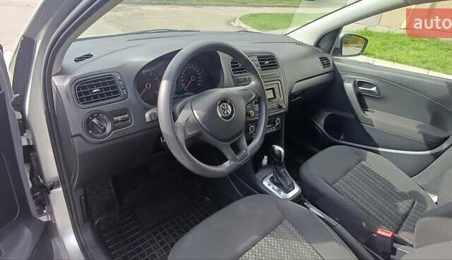 Серый Фольксваген Поло, объемом двигателя 1.4 л и пробегом 152 тыс. км за 10200 $, фото 25 на Automoto.ua
