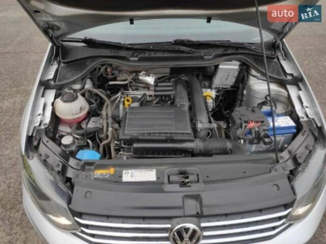 Сірий Фольксваген Поло, об'ємом двигуна 1.4 л та пробігом 128 тис. км за 10300 $, фото 2 на Automoto.ua