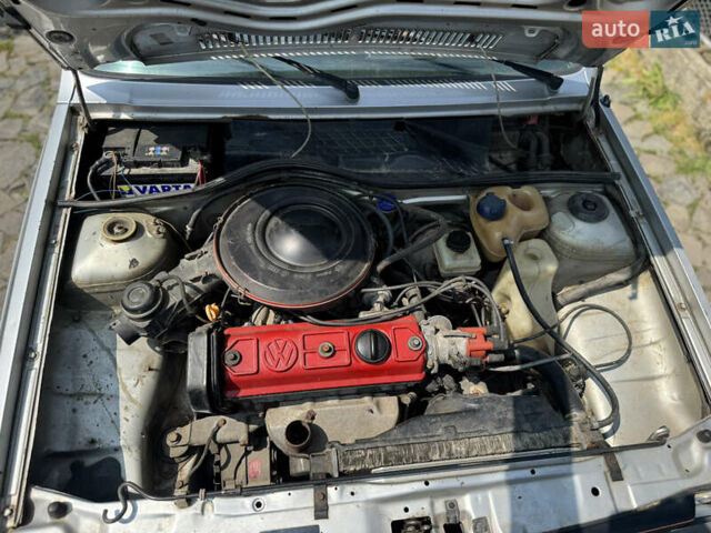 Серый Фольксваген Поло, объемом двигателя 1.3 л и пробегом 170 тыс. км за 900 $, фото 8 на Automoto.ua