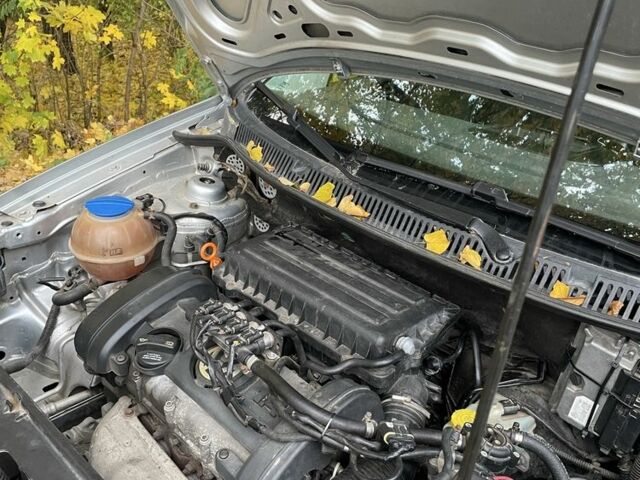 Серый Фольксваген Поло, объемом двигателя 1.4 л и пробегом 280 тыс. км за 3999 $, фото 7 на Automoto.ua