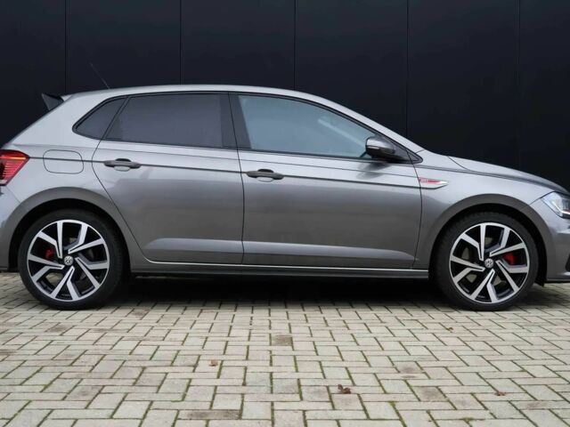 Серый Фольксваген Поло, объемом двигателя 2 л и пробегом 31 тыс. км за 5800 $, фото 5 на Automoto.ua