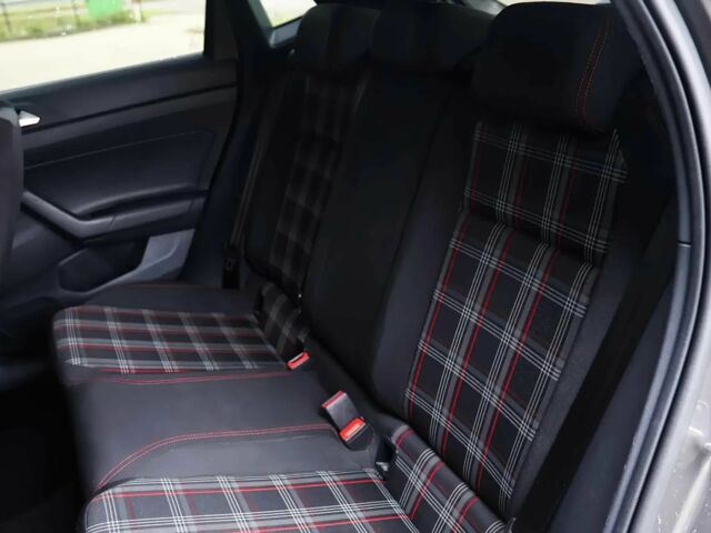 Серый Фольксваген Поло, объемом двигателя 2 л и пробегом 31 тыс. км за 5800 $, фото 12 на Automoto.ua