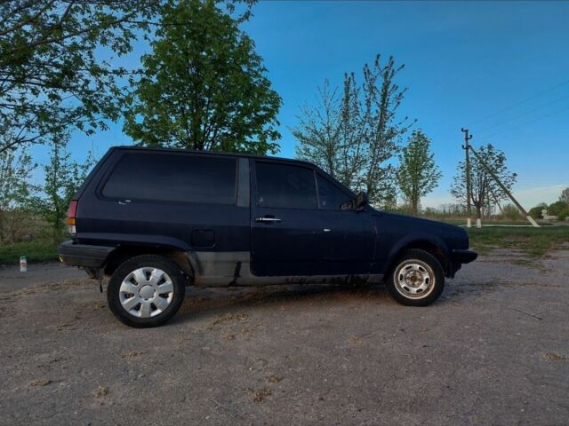 Синий Фольксваген Поло, объемом двигателя 1.1 л и пробегом 798 тыс. км за 700 $, фото 3 на Automoto.ua