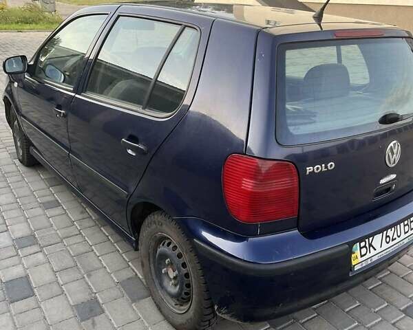 Синий Фольксваген Поло, объемом двигателя 1 л и пробегом 225 тыс. км за 2550 $, фото 5 на Automoto.ua