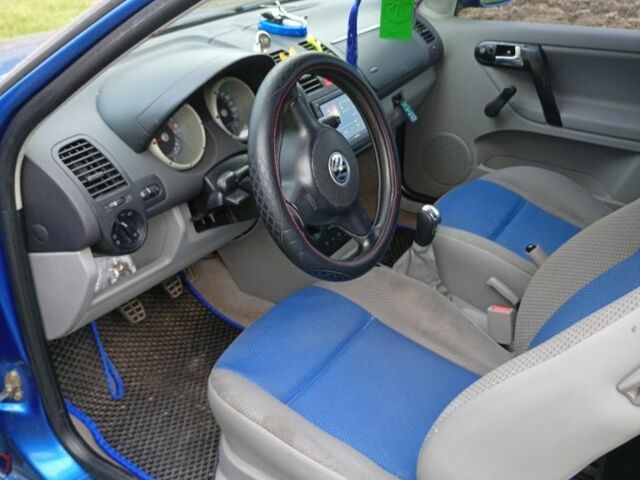 Синий Фольксваген Поло, объемом двигателя 0 л и пробегом 280 тыс. км за 2400 $, фото 3 на Automoto.ua