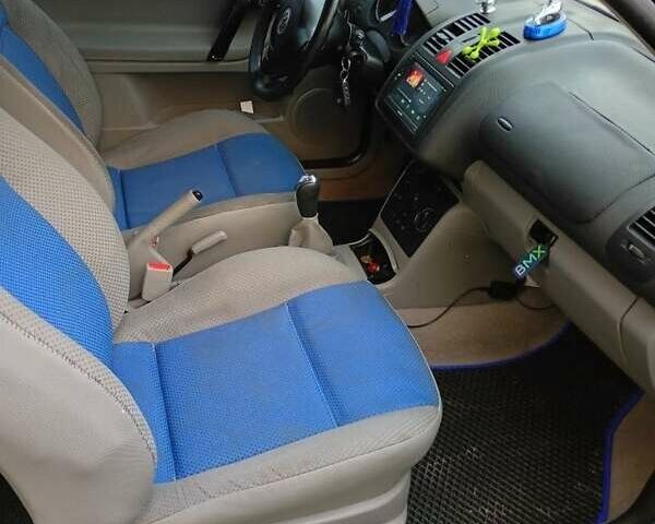 Синий Фольксваген Поло, объемом двигателя 1 л и пробегом 280 тыс. км за 2400 $, фото 6 на Automoto.ua