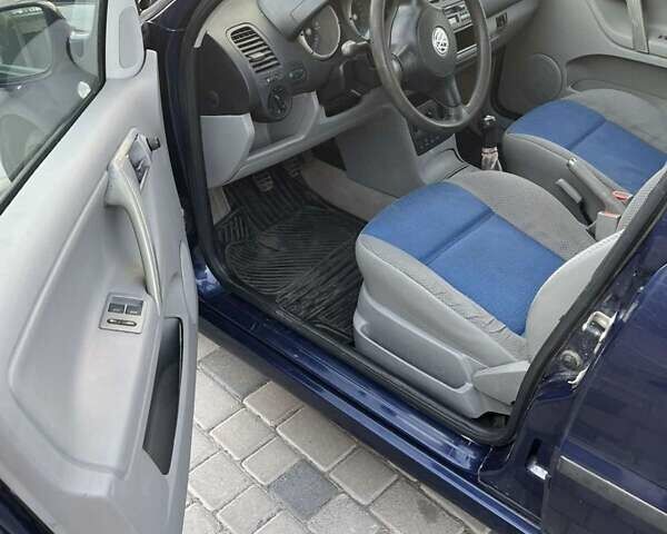 Синий Фольксваген Поло, объемом двигателя 1 л и пробегом 225 тыс. км за 2550 $, фото 1 на Automoto.ua