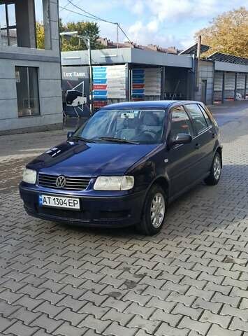 Синий Фольксваген Поло, объемом двигателя 1 л и пробегом 230 тыс. км за 2399 $, фото 2 на Automoto.ua