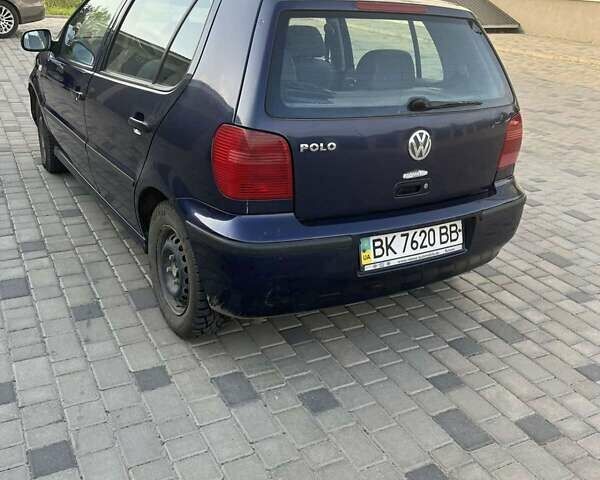 Синий Фольксваген Поло, объемом двигателя 1 л и пробегом 225 тыс. км за 2550 $, фото 6 на Automoto.ua