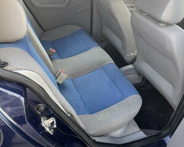 Синий Фольксваген Поло, объемом двигателя 1 л и пробегом 225 тыс. км за 2550 $, фото 3 на Automoto.ua