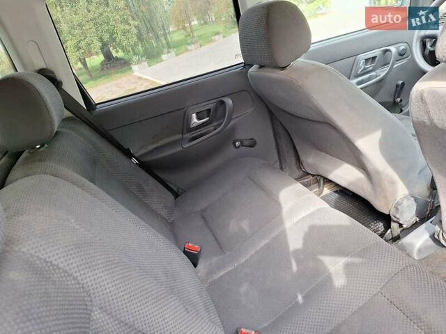 Синий Фольксваген Поло, объемом двигателя 1.39 л и пробегом 249 тыс. км за 2100 $, фото 21 на Automoto.ua