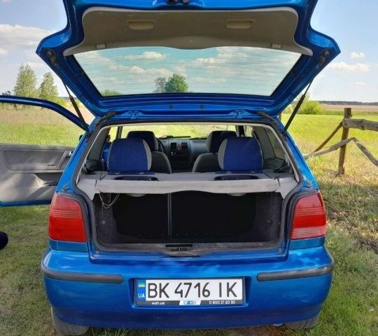 Синий Фольксваген Поло, объемом двигателя 1.4 л и пробегом 270 тыс. км за 2275 $, фото 4 на Automoto.ua