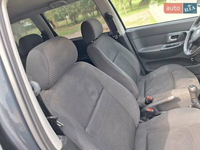 Синий Фольксваген Поло, объемом двигателя 1.4 л и пробегом 249 тыс. км за 2000 $, фото 24 на Automoto.ua