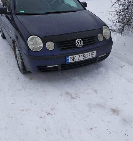 Синий Фольксваген Поло, объемом двигателя 1.2 л и пробегом 219 тыс. км за 3000 $, фото 1 на Automoto.ua