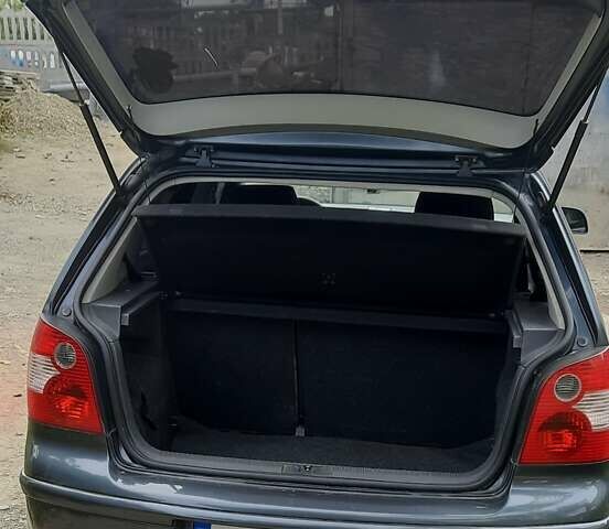 Синий Фольксваген Поло, объемом двигателя 1.4 л и пробегом 230 тыс. км за 3750 $, фото 9 на Automoto.ua