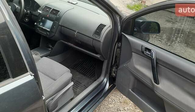 Синий Фольксваген Поло, объемом двигателя 1.4 л и пробегом 230 тыс. км за 3750 $, фото 4 на Automoto.ua