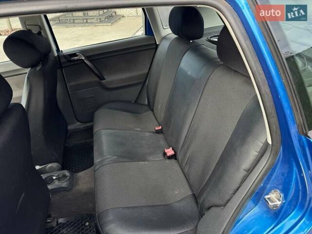 Синий Фольксваген Поло, объемом двигателя 1.39 л и пробегом 263 тыс. км за 3999 $, фото 22 на Automoto.ua