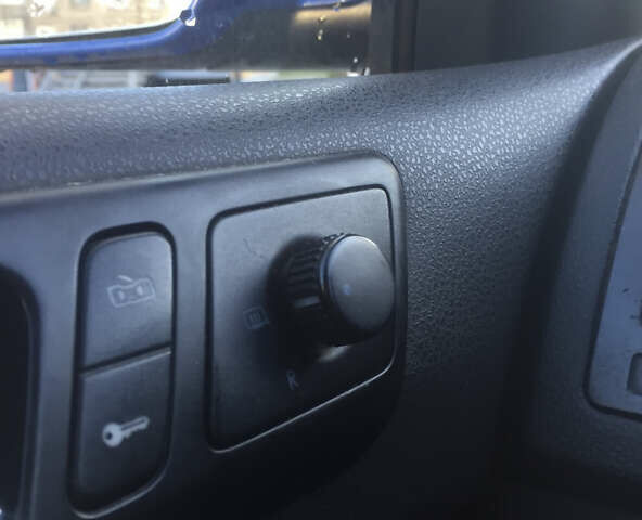 Синий Фольксваген Поло, объемом двигателя 1.39 л и пробегом 275 тыс. км за 3300 $, фото 21 на Automoto.ua