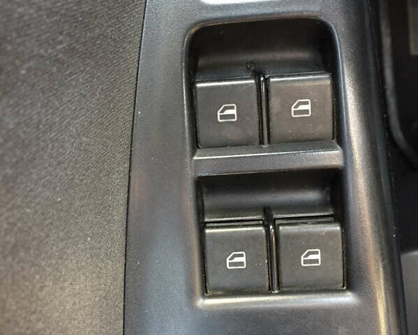 Синий Фольксваген Поло, объемом двигателя 1.39 л и пробегом 275 тыс. км за 3300 $, фото 20 на Automoto.ua