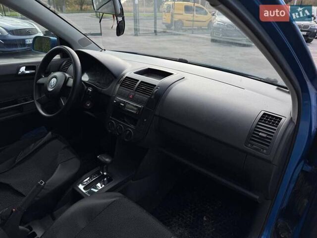 Синий Фольксваген Поло, объемом двигателя 1.39 л и пробегом 263 тыс. км за 3999 $, фото 24 на Automoto.ua