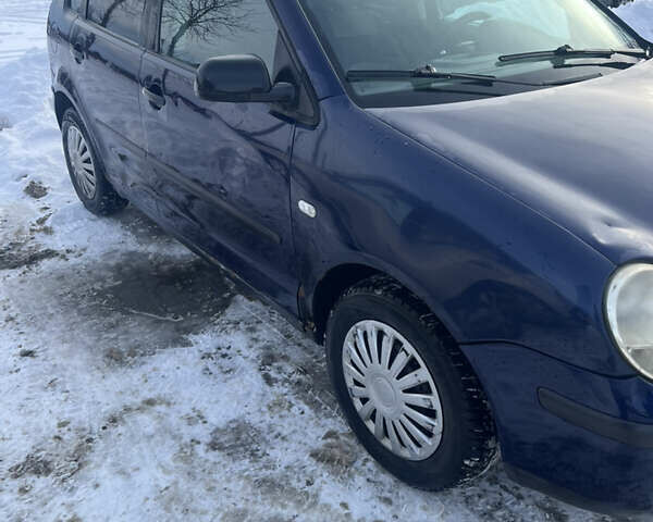 Синій Фольксваген Поло, об'ємом двигуна 1.4 л та пробігом 375 тис. км за 2300 $, фото 3 на Automoto.ua