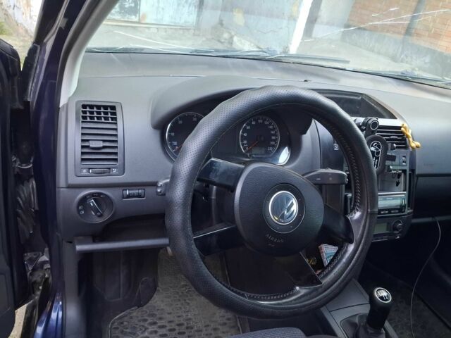 Синій Фольксваген Поло, об'ємом двигуна 1.9 л та пробігом 450 тис. км за 2133 $, фото 1 на Automoto.ua