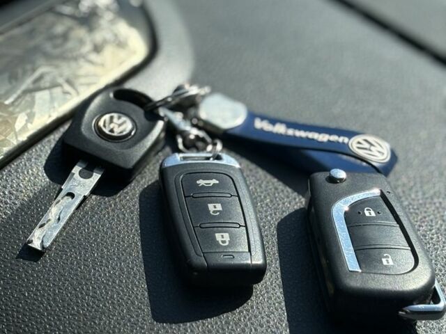 Синий Фольксваген Поло, объемом двигателя 1.2 л и пробегом 172 тыс. км за 3899 $, фото 13 на Automoto.ua