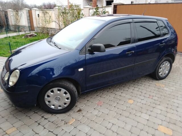 Синий Фольксваген Поло, объемом двигателя 1.4 л и пробегом 250 тыс. км за 3300 $, фото 3 на Automoto.ua