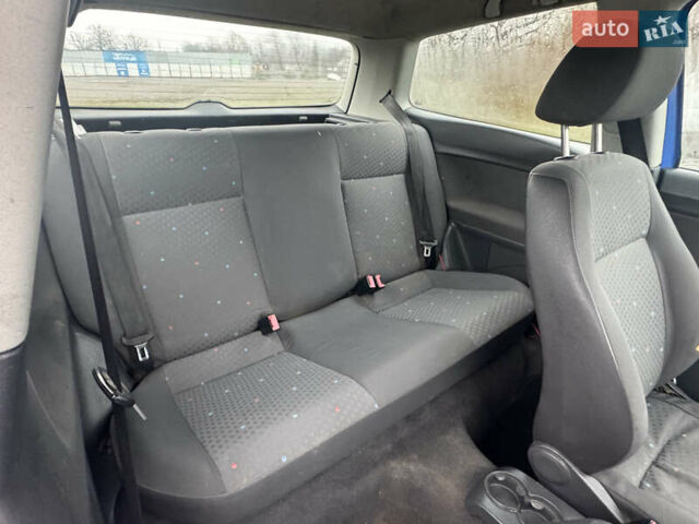 Синий Фольксваген Поло, объемом двигателя 1.2 л и пробегом 272 тыс. км за 2450 $, фото 15 на Automoto.ua