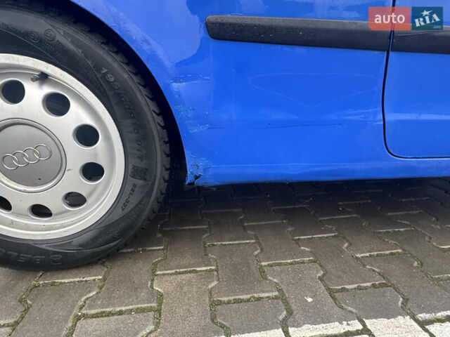 Синий Фольксваген Поло, объемом двигателя 1.2 л и пробегом 272 тыс. км за 2450 $, фото 7 на Automoto.ua