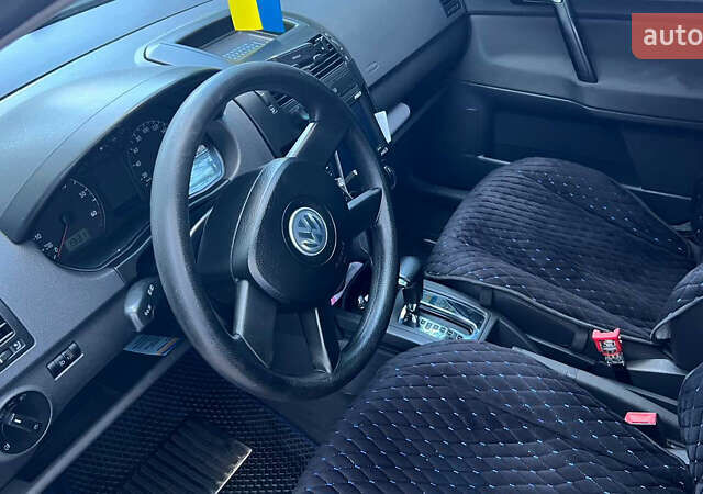 Синий Фольксваген Поло, объемом двигателя 1.4 л и пробегом 150 тыс. км за 4199 $, фото 6 на Automoto.ua